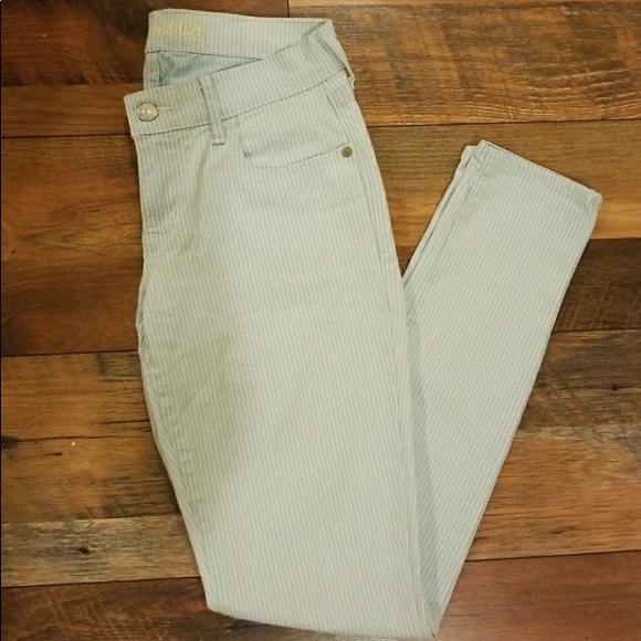 🎃 ➕ Old Navy Railroad Stripe Jeans Sz 16P. - Picture 6 of 7